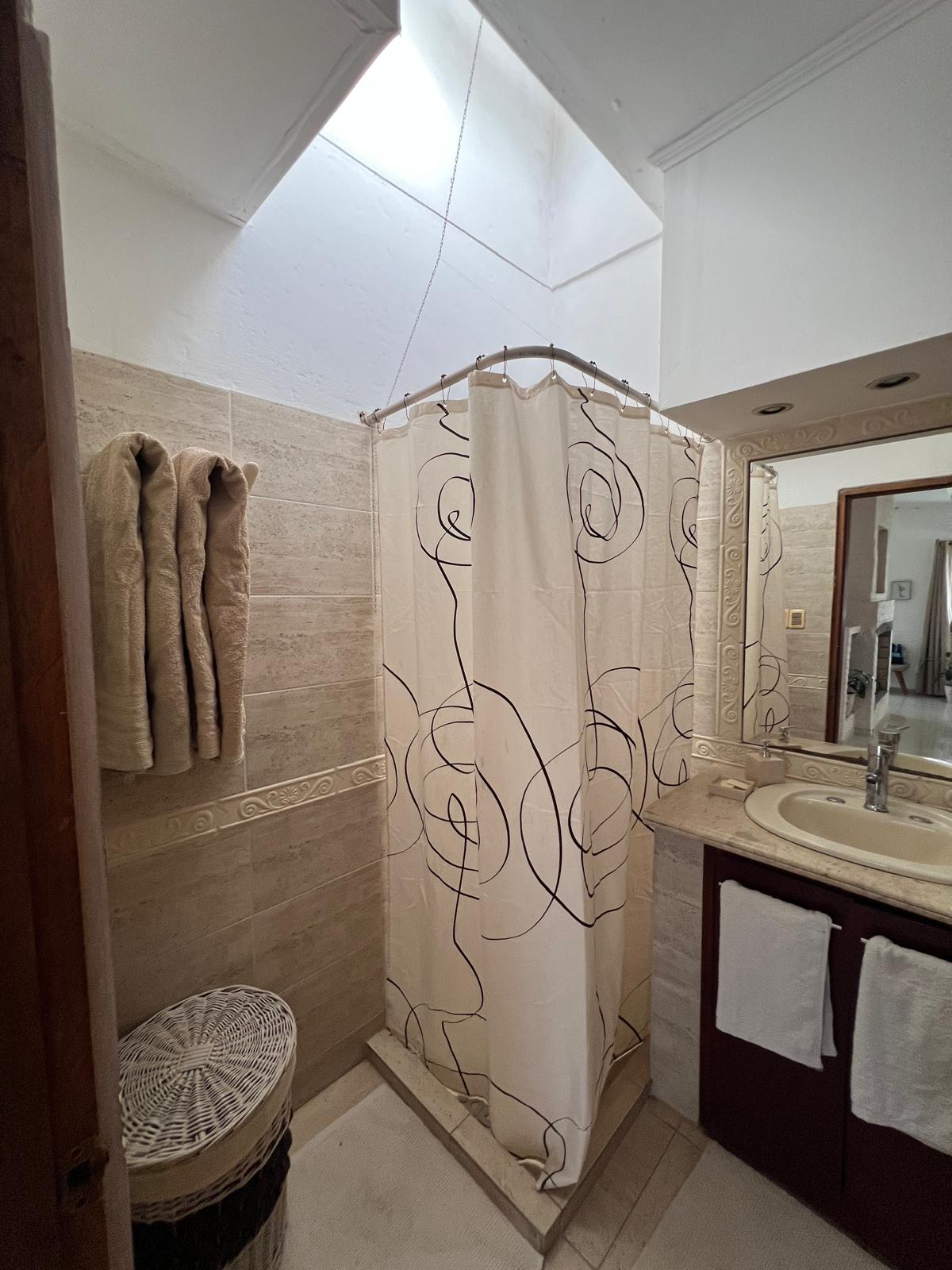 1d8a7080-3da2-4540-9b14-33e8a131d336