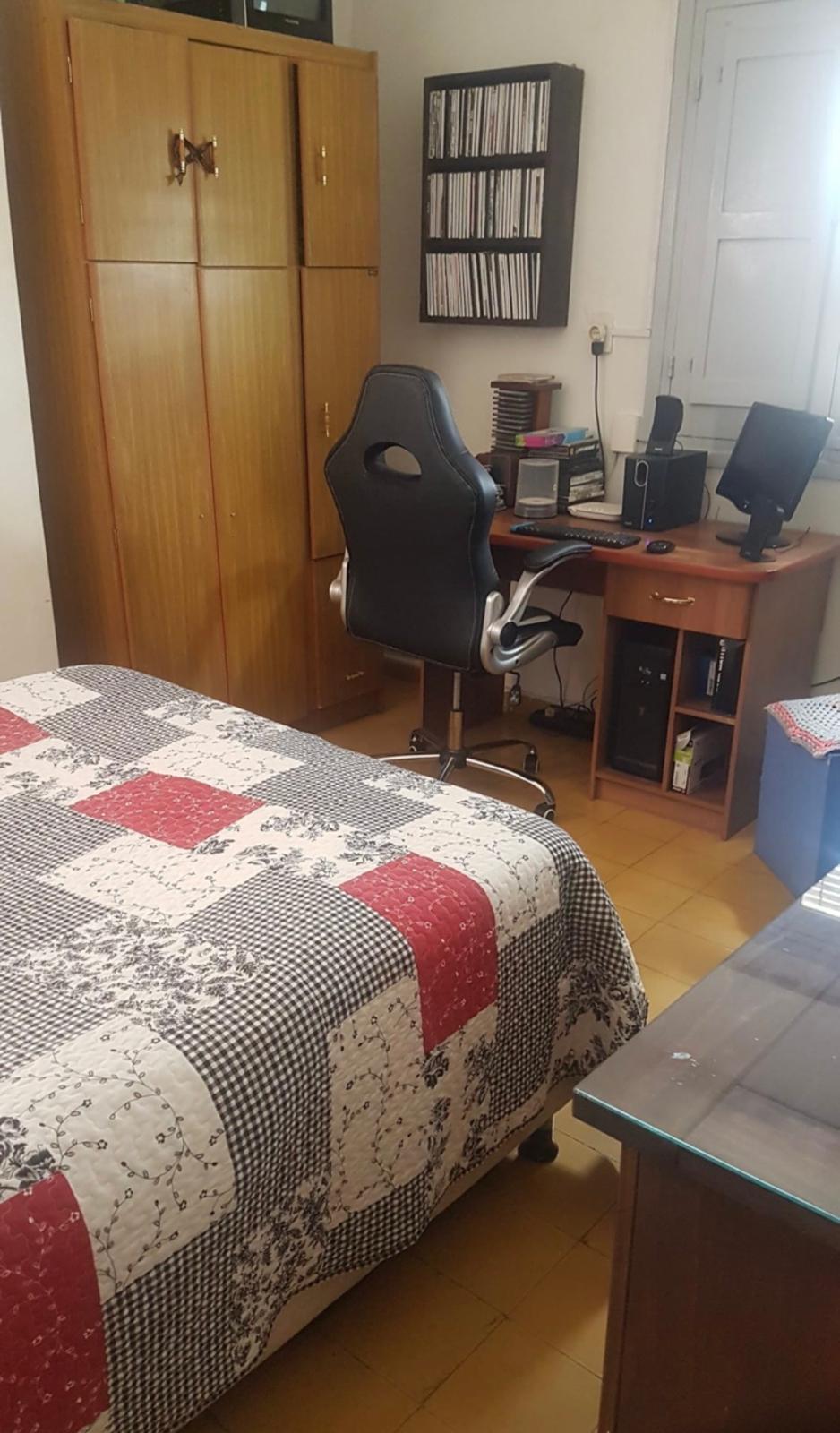 ffadac31-7e9d-479e-89d2-d791571795a3